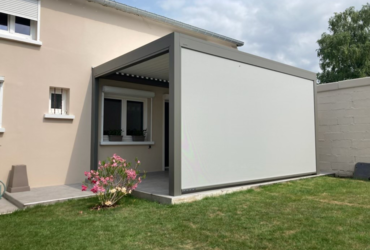 Pergola bioclimatique